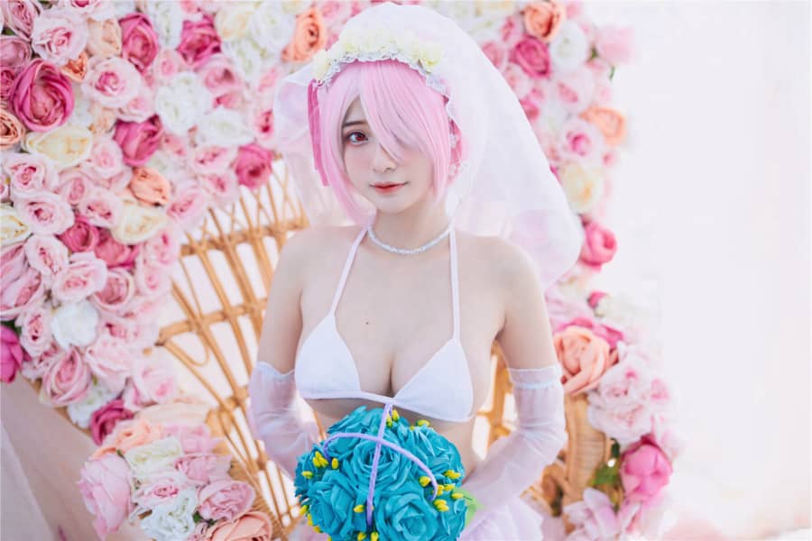 越南人气Coser Azami雒雒白甘露寺[95套][持续更新]